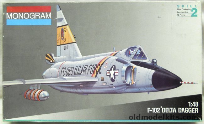Monogram 1/48 F-102 Delta Dagger, 5827 plastic model kit
